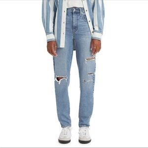 Levi’s SilverTab Mom Jeans – Distressed Medium Wash – 90s Vintage-Inspired Denim